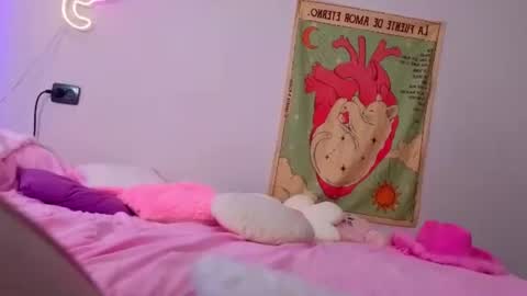 Snapshot of lery_dely chatting on July 7, 2:58 am Valerie online show from July 7, 2:58 am