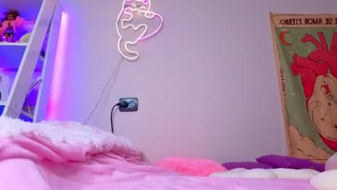 Snapshot of lery_dely chatting on July 8, 3:00 am Valerie online show from July 8, 3:00 am