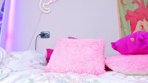 Snapshot of lery_dely chatting on July 14, 3:22 am Valerie online show from July 14, 3:22 am