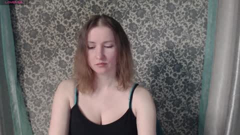 Snapshot of lesanamagic chatting on December 12, 4:32 pm LesanaMagic online show from December 12, 4:32 pm