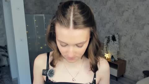 Snapshot of lesigrace chatting on February 5, 8:30 am Sanem online show from February 5, 8:30 am