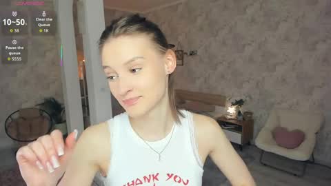 Snapshot of lesigrace chatting on June 8, 10:26 am Sanem online show from June 8, 10:26 am