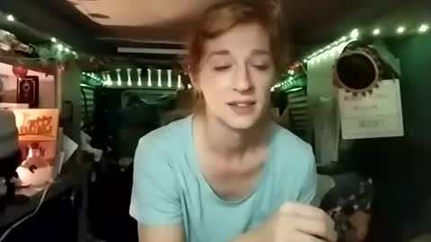 Snapshot of lesleygumgrass chatting on November 22, 4:00 am LesleyGumGrass- The Boring Trans girl online show from November 22, 4:00 am