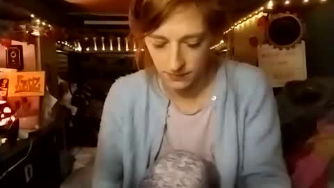 Snapshot of lesleygumgrass chatting on December 1, 10:42 am LesleyGumGrass- The Boring Trans girl online show from December 1, 10:42 am