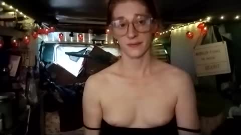 LesleyGumGrass- The Boring Trans girl online show from May 27, 7:11 pm