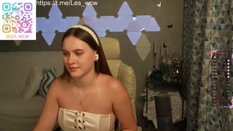 Snapshot of lesliekorfs chatting on November 4, 10:20 pm LeslieKorfs online show from November 4, 10:20 pm