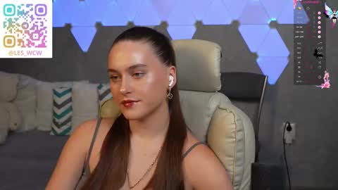 Snapshot of lesliekorfs chatting on January 12, 8:47 pm LeslieKorfs online show from January 12, 8:47 pm
