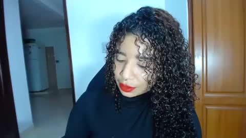 Snapshot of leslycarsson chatting on February 8, 10:40 pm lesly online show from February 8, 10:40 pm