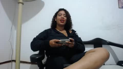 Snapshot of leslycarsson chatting on March 3, 2:04 am lesly online show from March 3, 2:04 am