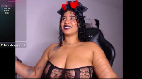 Snapshot of leslycarsson chatting on October 30, 2:13 am lesly online show from October 30, 2:13 am