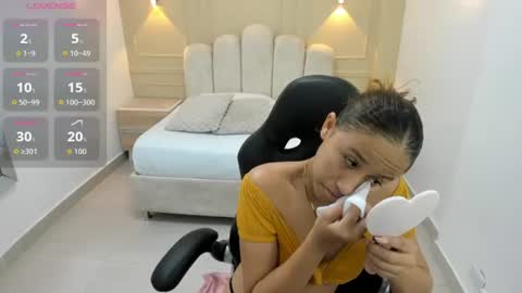   online show from July 22, 7:49 pm