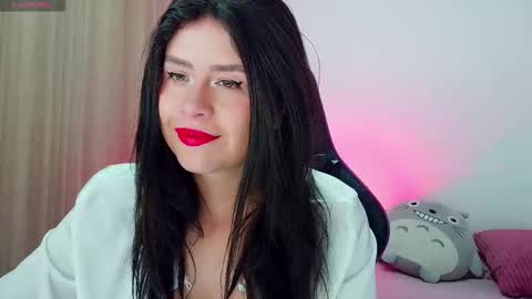 Snapshot of leslystone_ chatting on February 2, 8:07 pm Lesly online show from February 2, 8:07 pm