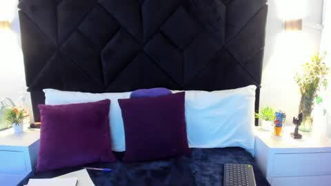 Snapshot of letiziia_sky chatting on May 14, 8:15 pm letiziia online show from May 14, 8:15 pm