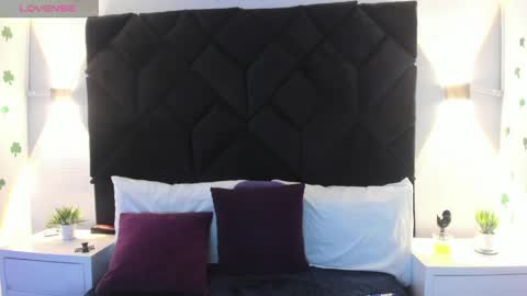 Snapshot of letiziia_sky chatting on May 20, 8:26 pm letiziia online show from May 20, 8:26 pm