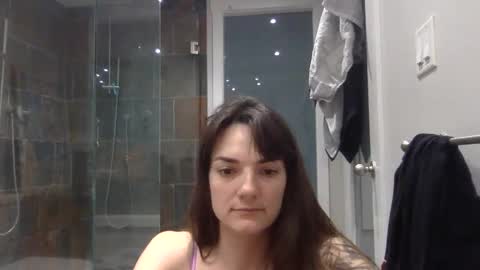 strawberrywatermelonpink22 online show from February 4, 1:06 pm