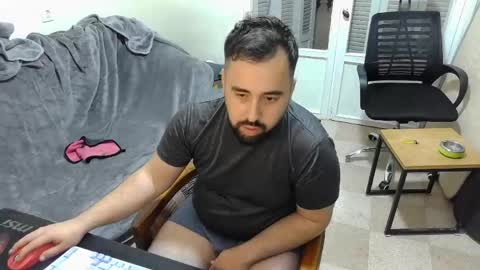 Snapshot of letmerideyourass chatting on May 18, 1:13 am letmerideyourass online show from May 18, 1:13 am