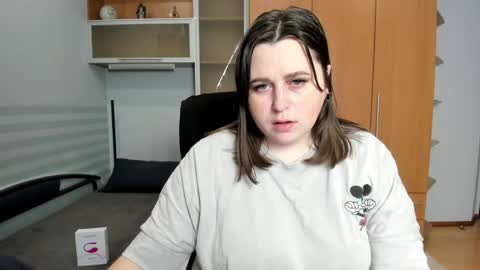 Naomi online show from May 3, 6:08 am