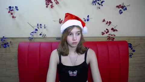 Snapshot of letty_curly chatting on December 9, 12:08 pm letty_curly online show from December 9, 12:08 pm