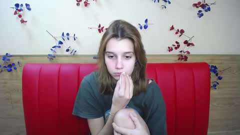 Snapshot of letty_curly chatting on December 14, 3:36 pm letty_curly online show from December 14, 3:36 pm