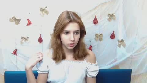 Snapshot of letty_curly chatting on January 11, 12:33 am letty_curly online show from January 11, 12:33 am