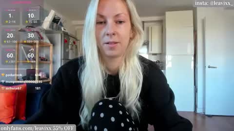 LeaVixx online show from October 30, 9:55 am