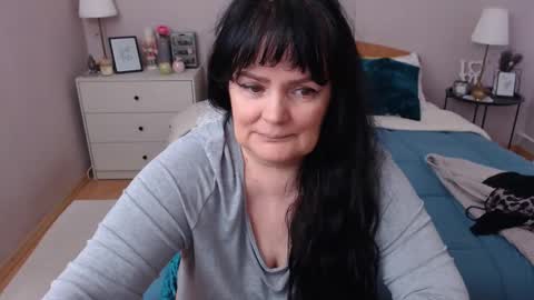 Mary online show from February 23, 1:19 pm