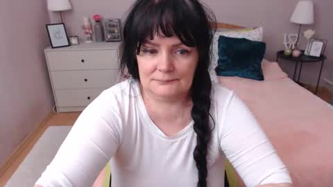 Mary online show from May 11, 4:15 pm