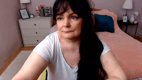 Mary online show from June 12, 11:42 am