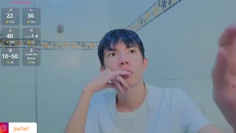 Levi  online show from June 14, 8:55 pm