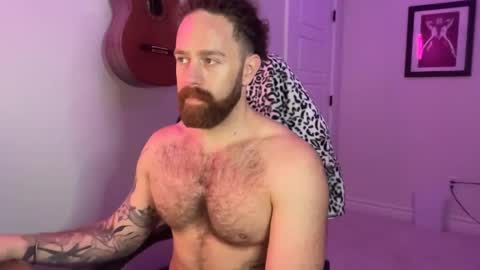 Snapshot of levi_daniel chatting on October 27, 7:40 pm Levi Daniel online show from October 27, 7:40 pm