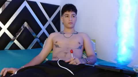 LevySteven online show from June 5, 2:40 am