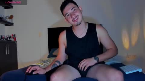 Snapshot of lex__miller chatting on November 15, 2:53 am lex__miller online show from November 15, 2:53 am