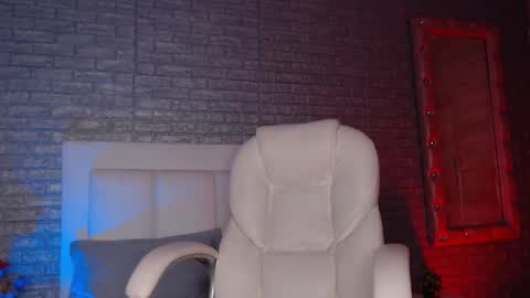 Snapshot of lex__miller chatting on January 7, 9:06 pm lex__miller online show from January 7, 9:06 pm
