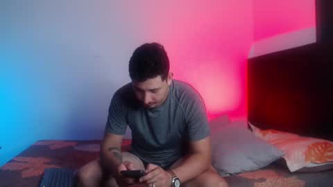 Snapshot of lex__miller chatting on February 3, 1:59 am lex__miller online show from February 3, 1:59 am