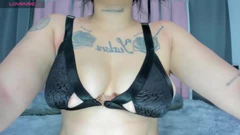 Snapshot of lexadimary chatting on December 16, 11:04 am lexa online show from December 16, 11:04 am