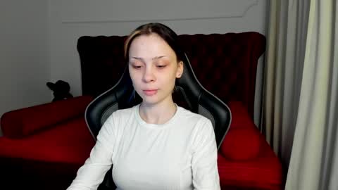 LexaWilds online show from May 2, 5:12 am