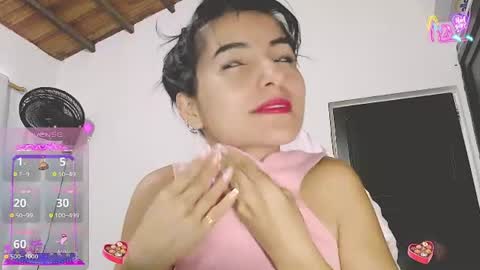 lexi19_ online show from June 22, 2:25 pm