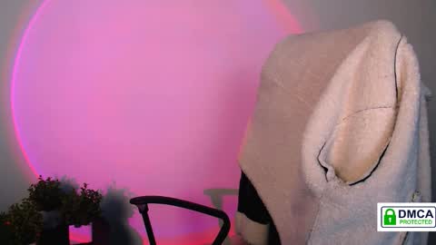 Alexia online show from November 15, 2:13 pm