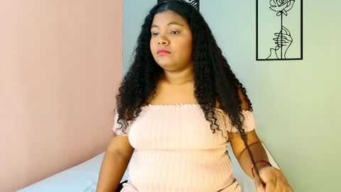 lexi_lovee_ online show from April 23, 12:26 pm