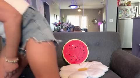 Lexi online show from May 9, 4:56 pm