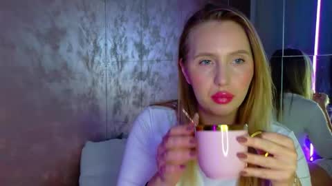 LEXXY online show from November 27, 5:42 am