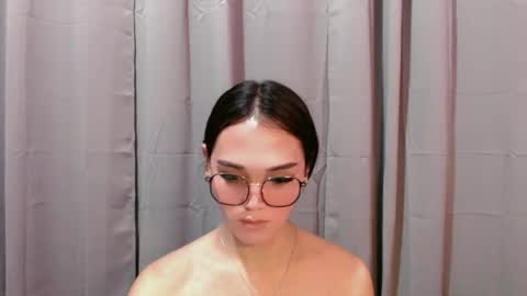 lexibabe_ online show from June 27, 12:22 pm