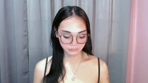 lexibabe_ online show from July 7, 5:10 am