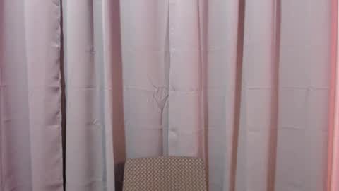 lexibabe_ online show from July 28, 11:17 am