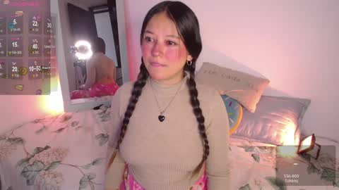 Snapshot of lexie_babe chatting on September 23, 6:00 pm Lexie Thompson   8pm  0000am -5 online show from September 23, 6:00 pm