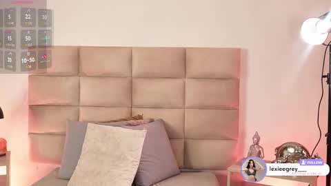 Lexie  online show from December 2, 11:59 am