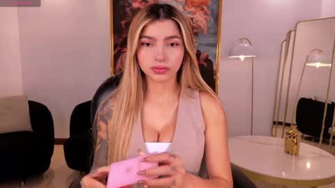 Lexie  online show from June 7, 5:16 pm