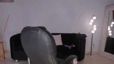 Lexie  online show from June 15, 9:17 pm