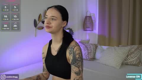LexiiDarling online show from March 1, 2:19 pm