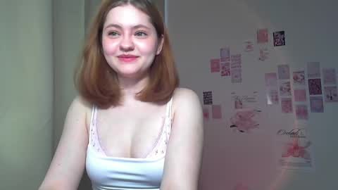 Snapshot of lexiie_fox chatting on April 14, 12:00 pm lexiie fox online show from April 14, 12:00 pm